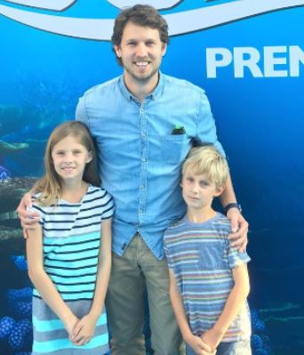 Kirsten Heder husband Jon Heder and daughter Evan and son Phil